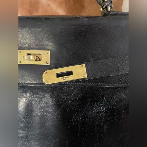 HERMES | Vintage 1966 Bonwit Teller Kelly 32 Black Box Calf Leather Bag - Picture 3 of 16